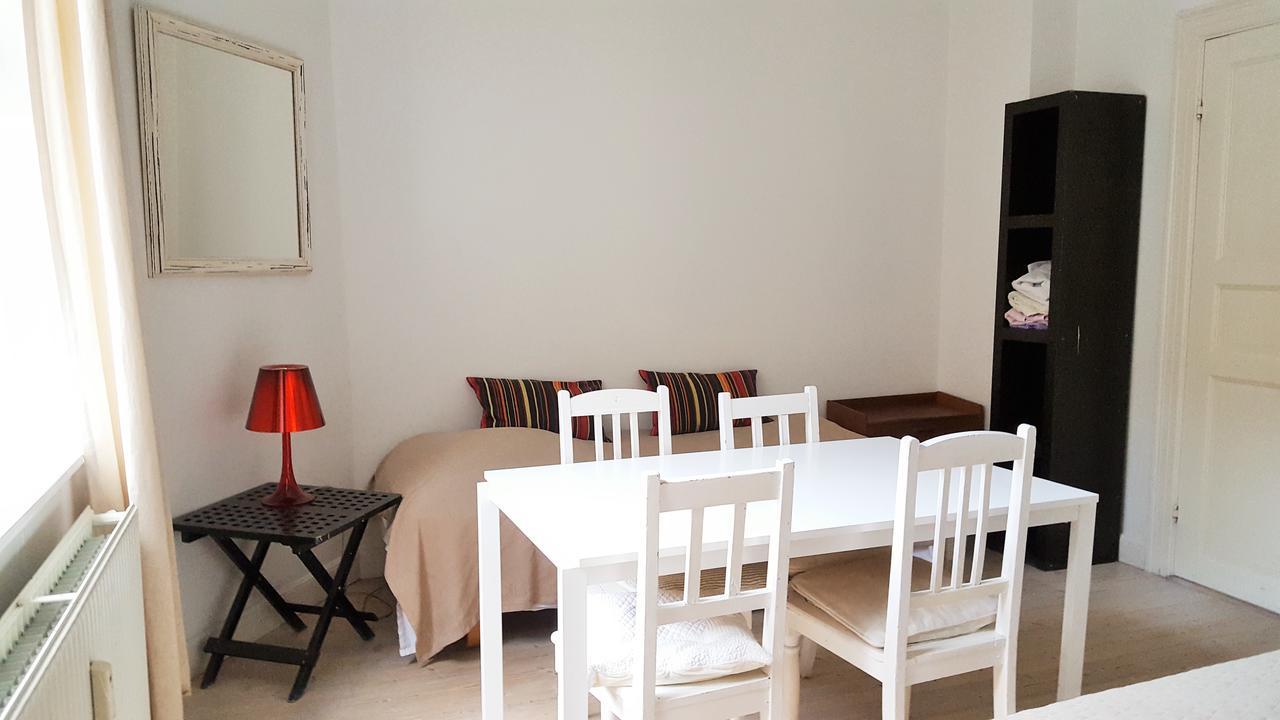 The Pea Blossom B&B โคเปนเฮเกน ภายนอก รูปภาพ